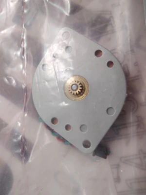 NEW UNIVERSAL INSTRUMENTS 381C-023  S44M100S11-M1