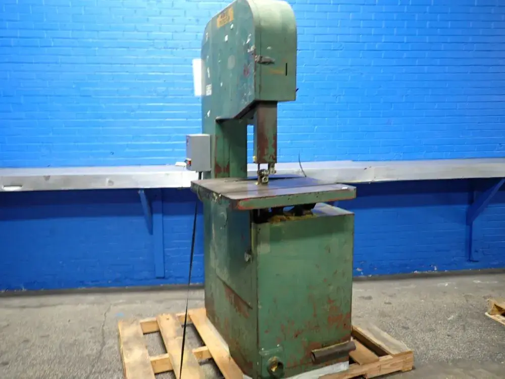 19" Throat Vertical Band Saw