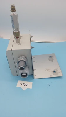 USED Dwyer Dh11-007