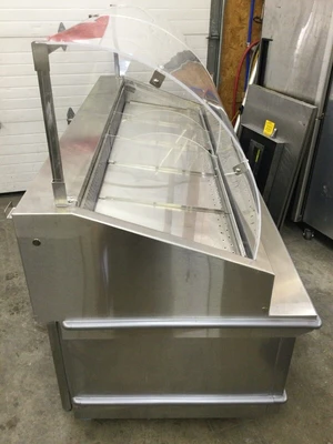 167-0268 Traulsen TD078HT1 Self Contained Seafood Service Cooler Case w/ Casters