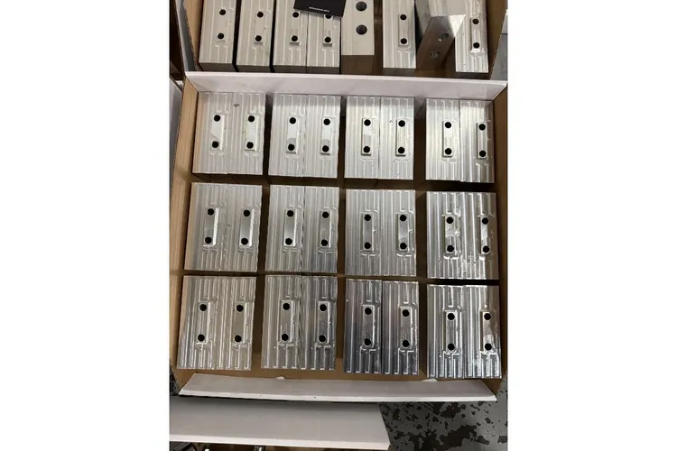 Used _UNKNOWN_ _UNKNOWN_ Jaws Utah US | KD Auctions #1549062