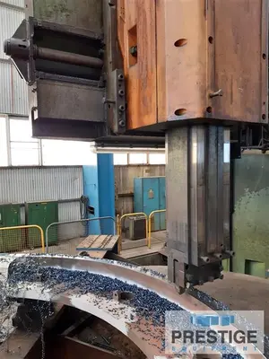 USED 1996 DORRIES SDE600