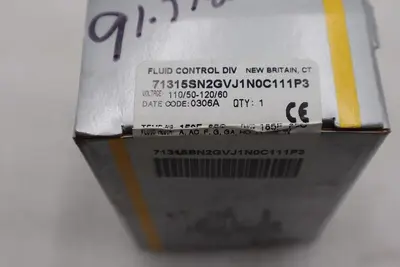 NEW PARKER 71315SN1GNJ1N0C111P3 3-WAY SOLENOID VALVE NORMALLY CLOSED STOCK L-573