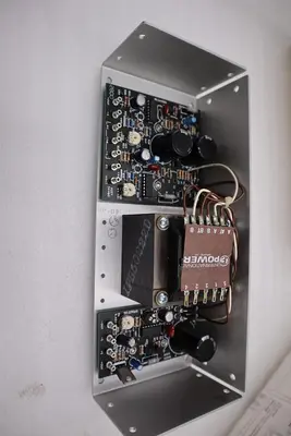 NEW IN BOX International Power IHBAA-40W  Triple Out Power Supply STOCK H1010