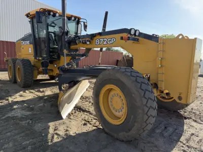 USED 2019 Deere 872GP