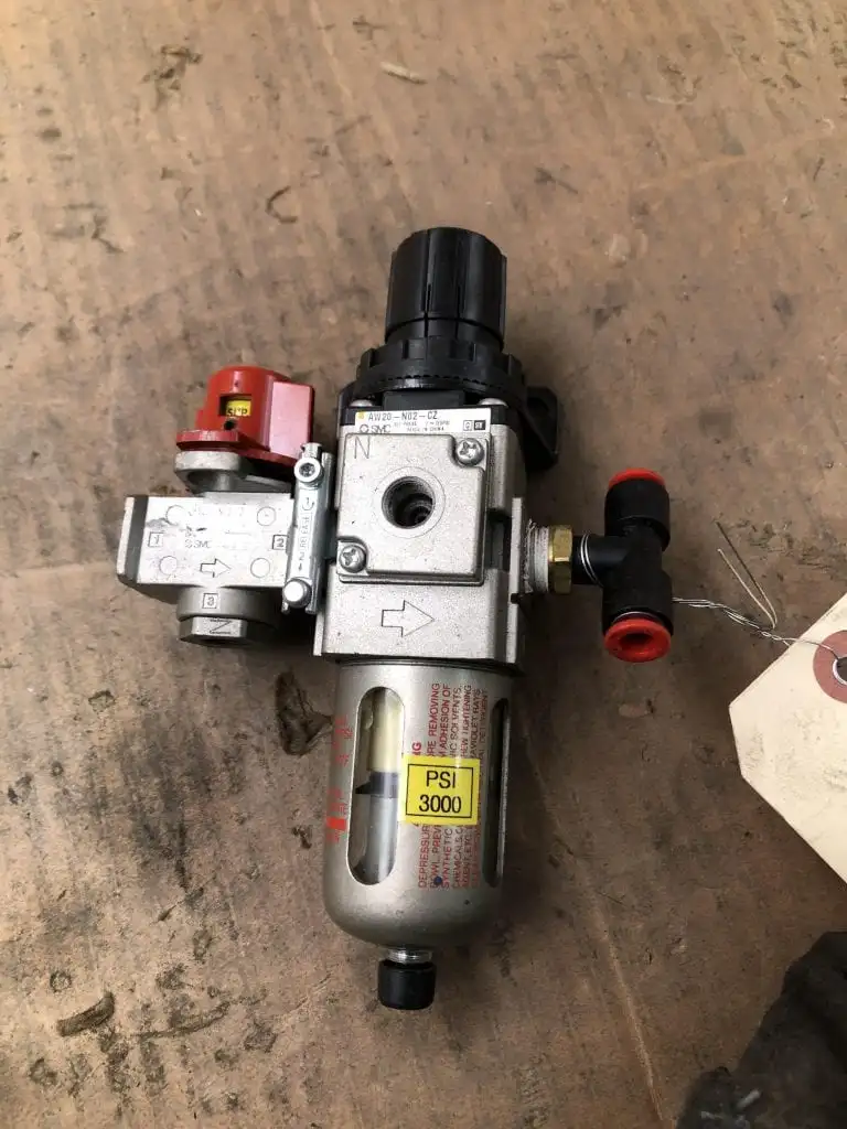 SMC AW20-N02-CZ 1/4″ Filter Regulator 7-125PSI