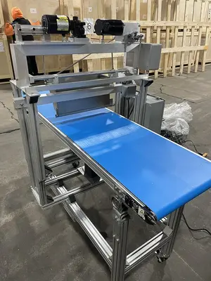 Woody 16" Double Loop Stringer with Conveyor
