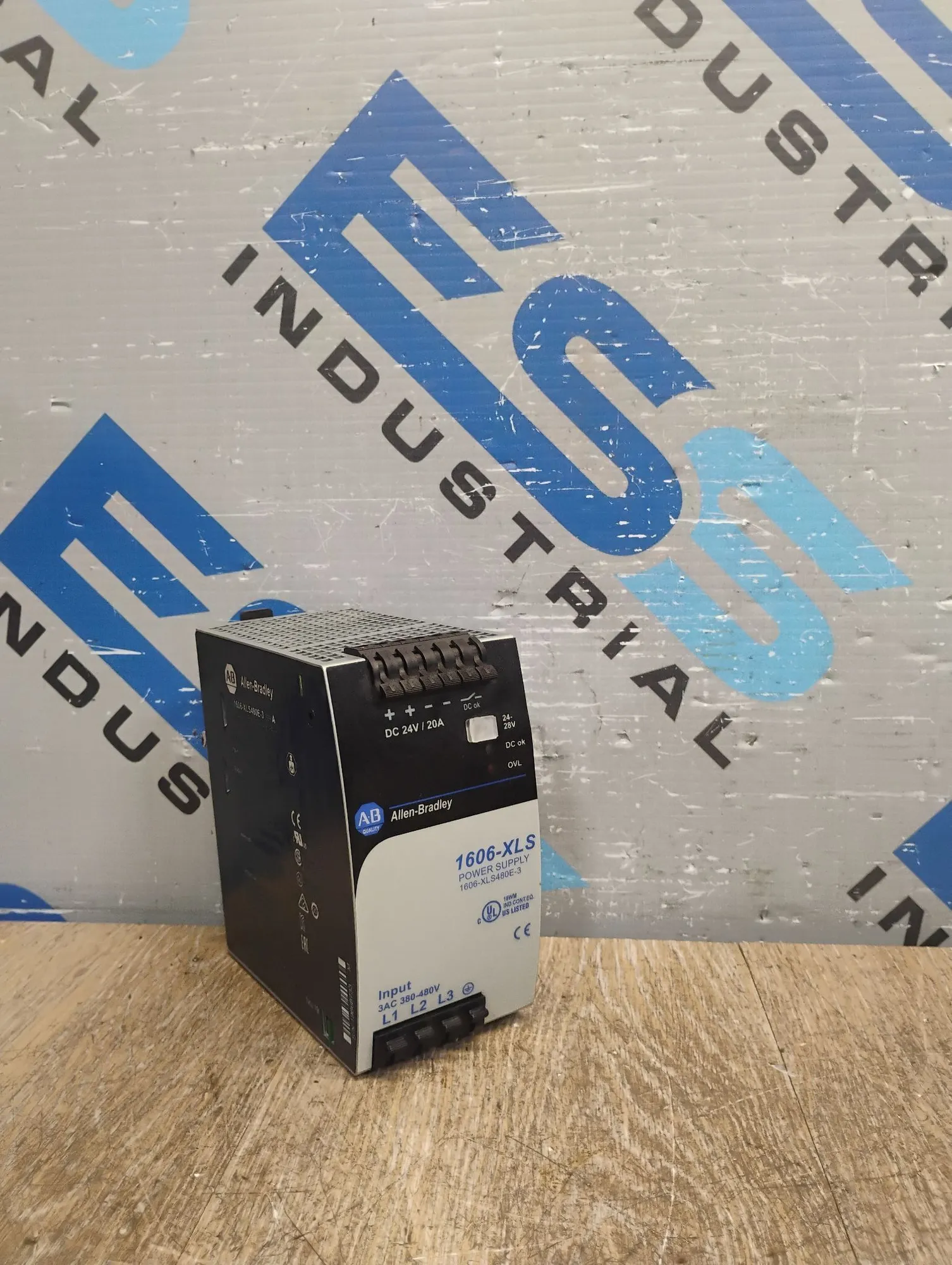 USED Allen-Bradley 1606-XLS480E-3