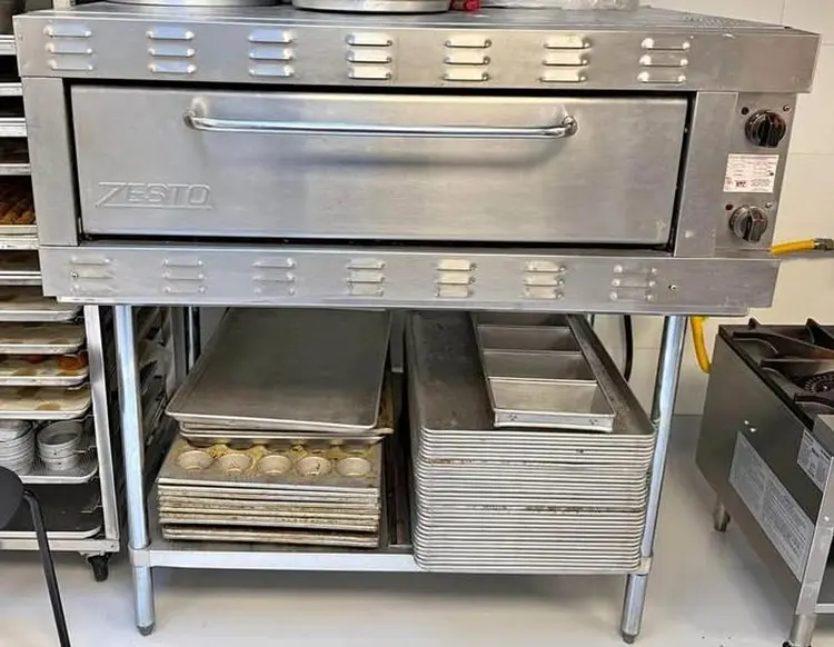Used ZESTO _UNKNOWN_ Pizza Equipment British Columbia CA | Surrey Food Equipment #435582