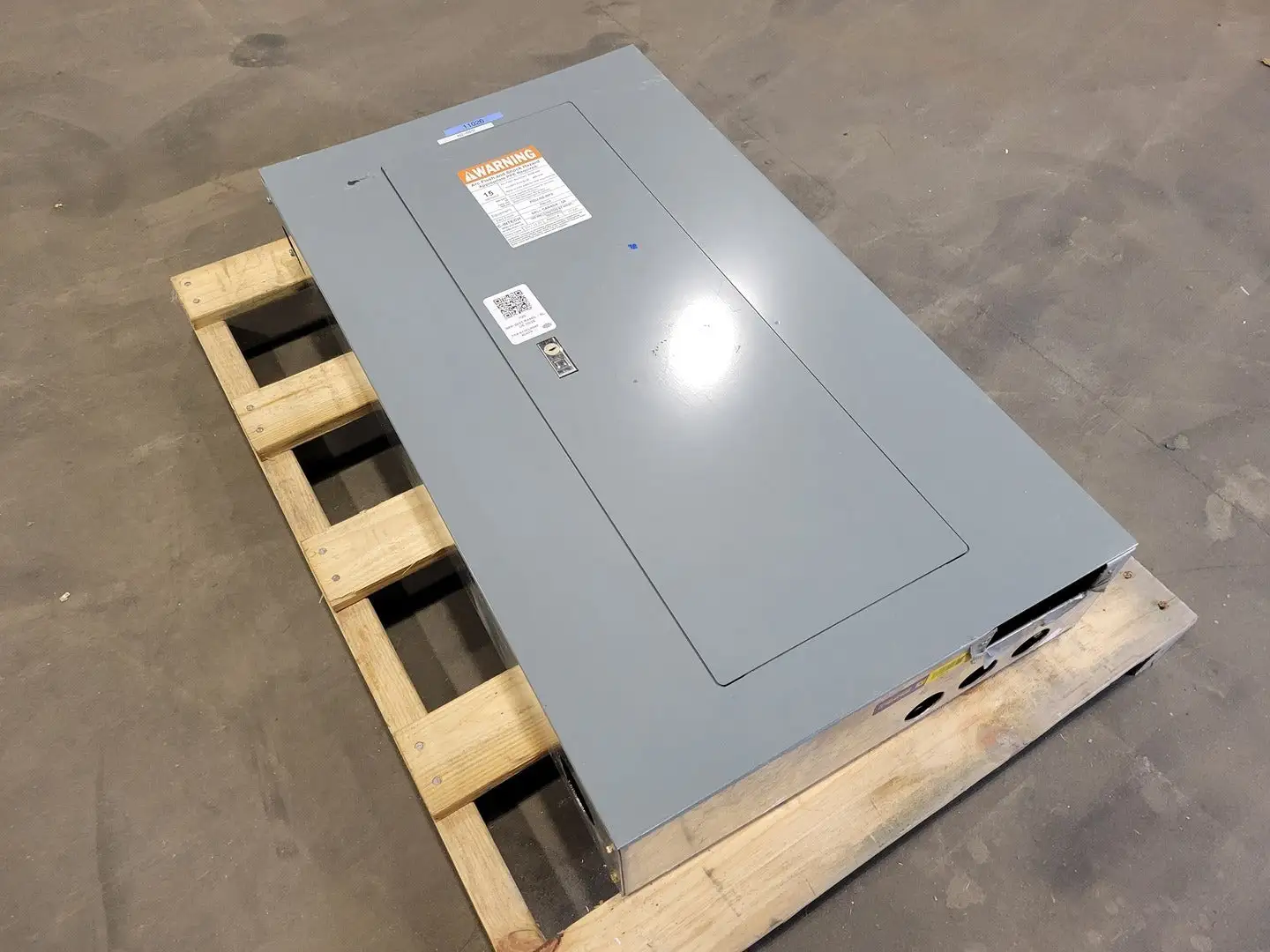 Used SQUARE D NQOD442L225CU Switchgears British Columbia CA | Lenmark #835478