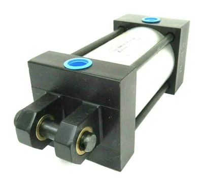 NEW MILWAUKEE CYLINDER 2-1/2"x3" PNEUMATIC CYLINDER 2.5×3
