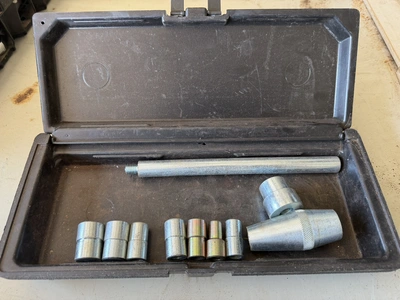 Used _UNKNOWN_ _UNKNOWN_ Internal bearing puller kits Michigan US | Miedema Asset Management Group #1313633