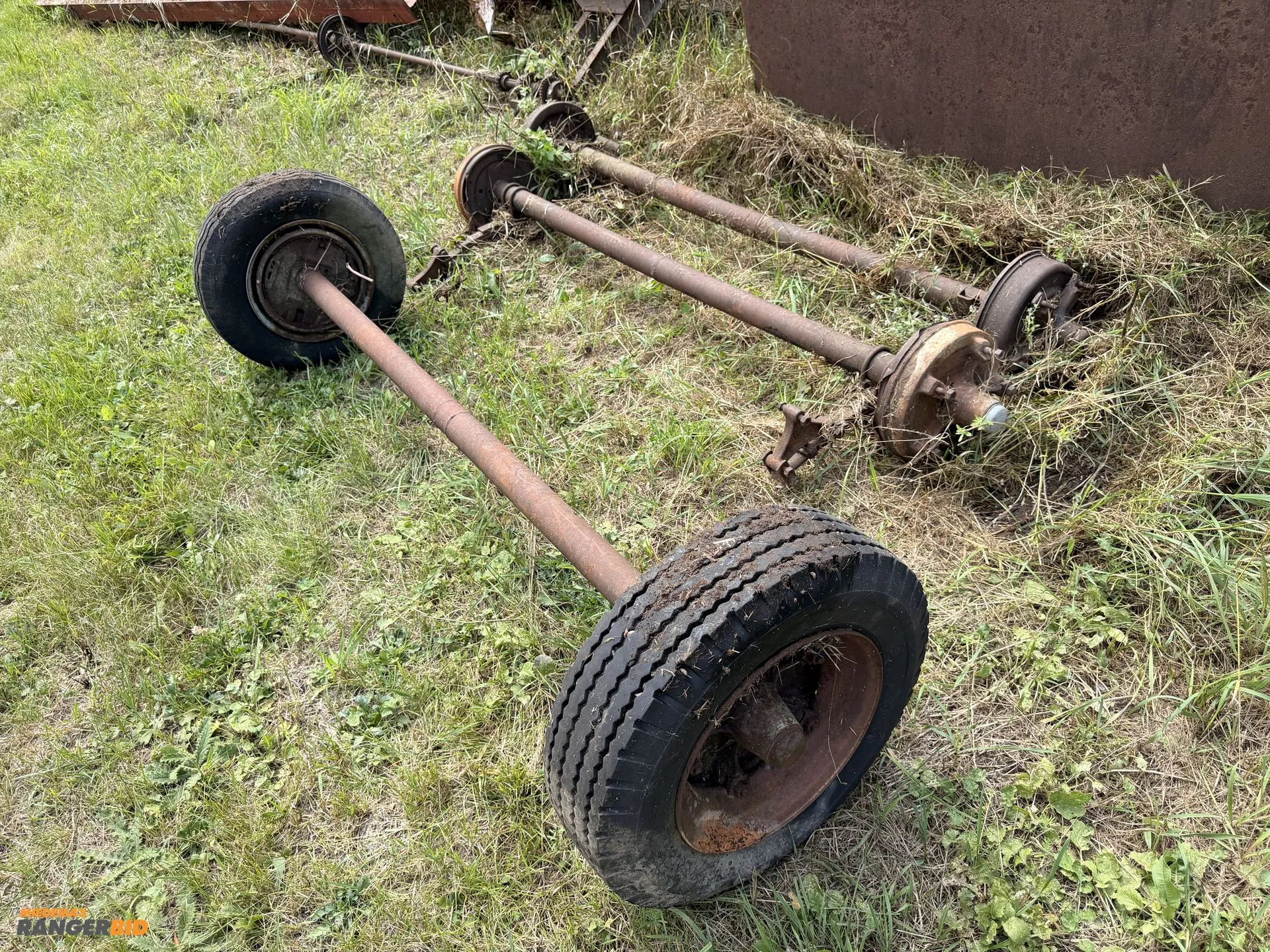 Used LOT OF (3) TRAILER AXLES _UNKNOWN_ Running Gears Michigan US | Miedema Asset Management Group #1419777