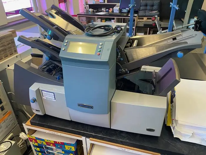 Used PITNEY BOWES DI 425 Miscellaneous Printing & Paper Equipment | UCY Industrial GmbH #386398