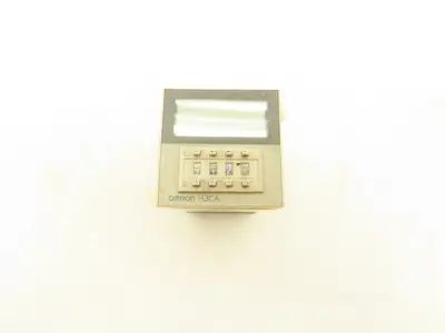 Omron H3CA-8 Timer With Socket Base 250VAC 3A 8 Pin Lot Of 5