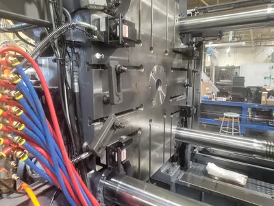 2023 LS MTRON LSG-600H-i35a Horizontal Plastic Injection Molding Machines | JYC MACHINERY (3)