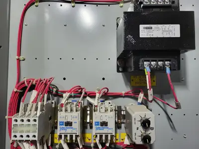 Low Voltage PDC / Switchgear Section, 4000A Magnum DS Breaker, 600V 3PH