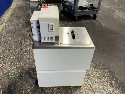 Used NESLAB RTE221 Misc Plastics Equipment Ohio US | HGR 24 #1325221
