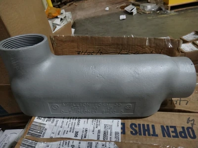 Appleton LB250-M 2.5" Unilet Conduit Outlet Body