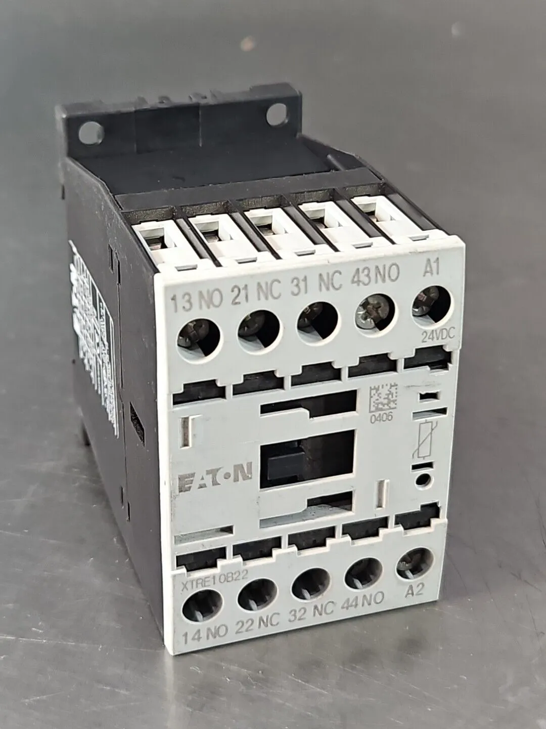 Eaton XTRE10B22 Contactor loc4B9