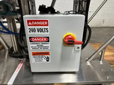 USED 2014 LEE 15D12T