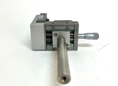 Physik Instrumente XY Linear Stages X 2  & Polytec OFV 036 Mirror mount (9839)M