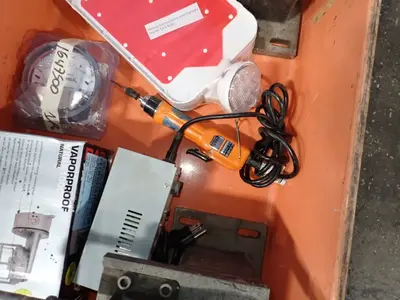 Light Fixtures / Tooling