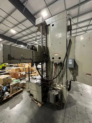 1979 TOSHIBA BT-10BR1PD Horizontal Boring Mill | Machine Tool Emporium (11)