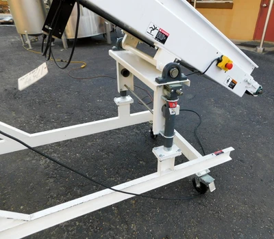 USED HYTROL INCLINED CONV. 18 X 16
