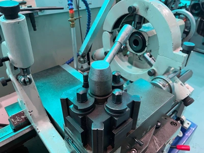 Used 2011 TOOLMASTER TM-1960G Engine Lathes AU | ESP Machinery Australia Pty Ltd #924678