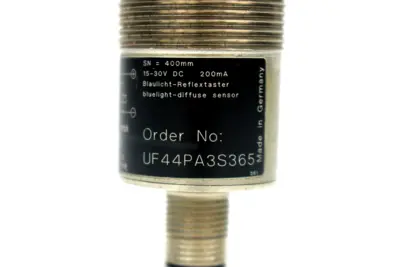 Wenglor UF44PA3S365 Fiber-Optic Cable Sensor, 400mm Range, 10-30V DC