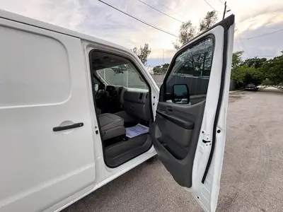Used 2017 NISSAN NV 2500 Vans Florida US | Truck and Van Outlet #1509204