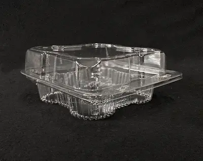 NEW, in-the-box — Commercial Packaging: 4-Count Muffin (small) See-Thru Clamshell