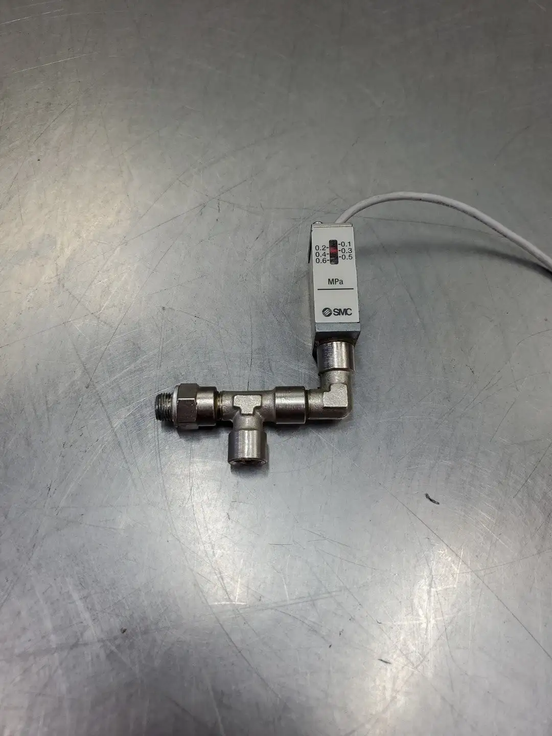 Used SMC IS10-01-6L Pneumatic Pressure Switch, Max Pressure 0.7MPa Pressure Switches South Carolina US | Palmetto Automation #1520619