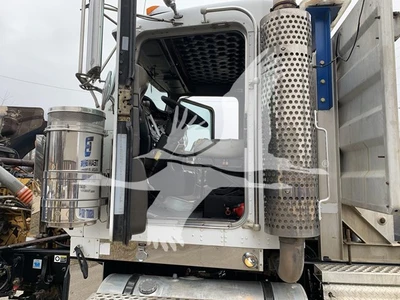 USED 2007 KENWORTH W900L
