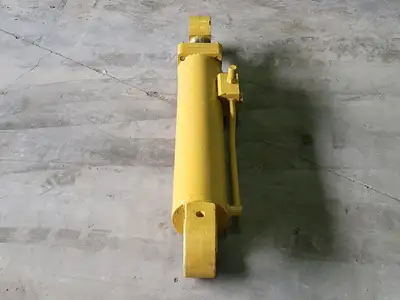 USED CATERPILLAR 180-8500