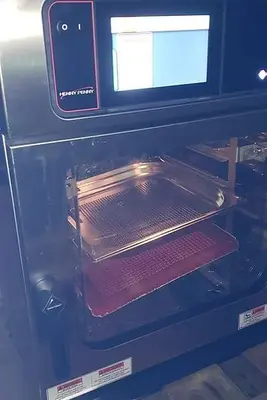 Details  Condition  Used – like new  Henny penny combi steam oven used couple times Like Brand NEW size W 22" x D 26" x H 30" Elcteric 3 Phase 208 volt  Henny penny combi steam oven
