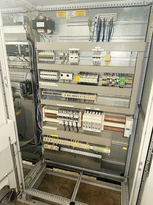 2010 REIFENHAUSER Single turret cast film winder Winders, Single Turret | Mark One Machinery (8)