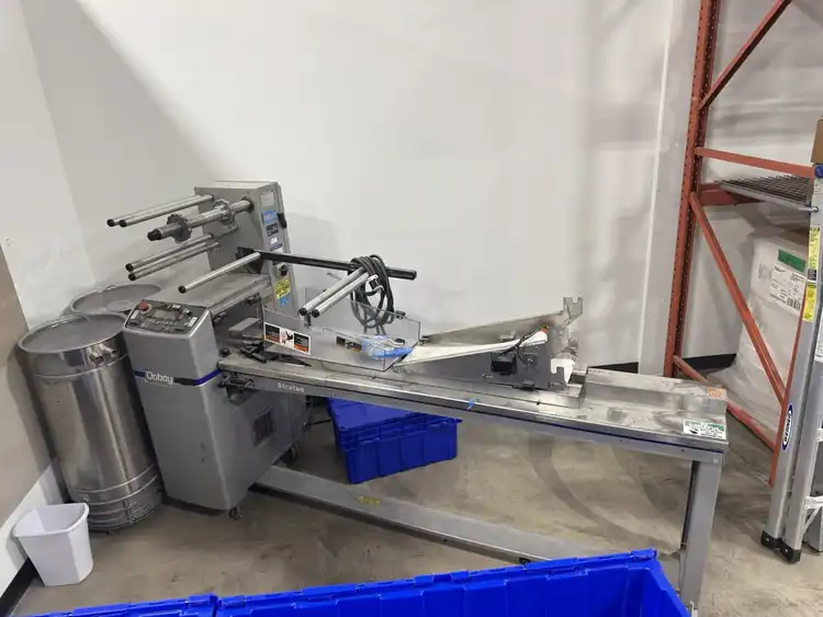 Used 1900 DOBOY STRATUS WRAPPER Stretch Wrappers | Revelation Machinery #404772