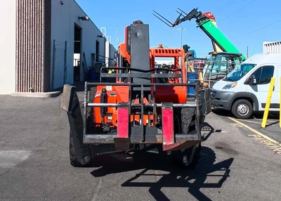 USED 2013 JLG SKYTRAK 10054