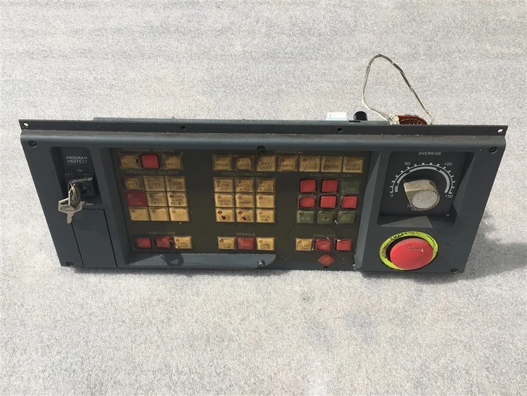 Used FANUC A02B-0092-C141 FANUC OPERATOR PANEL (1)- Misc Electrical & Power Parts BE | Apt International N.V #363065