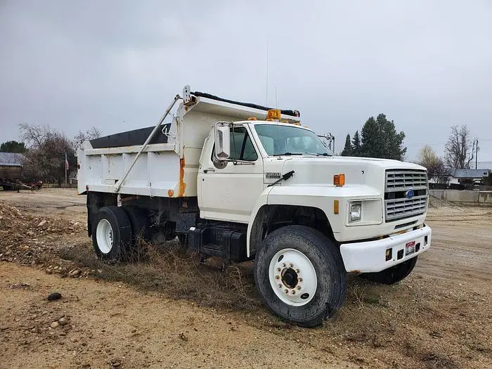Used 1994 FORD F800 Dump trucks Idaho US | Berry Machinery #910910