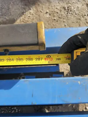 USED GORBEL 1 TON FREESTANDING CRANE