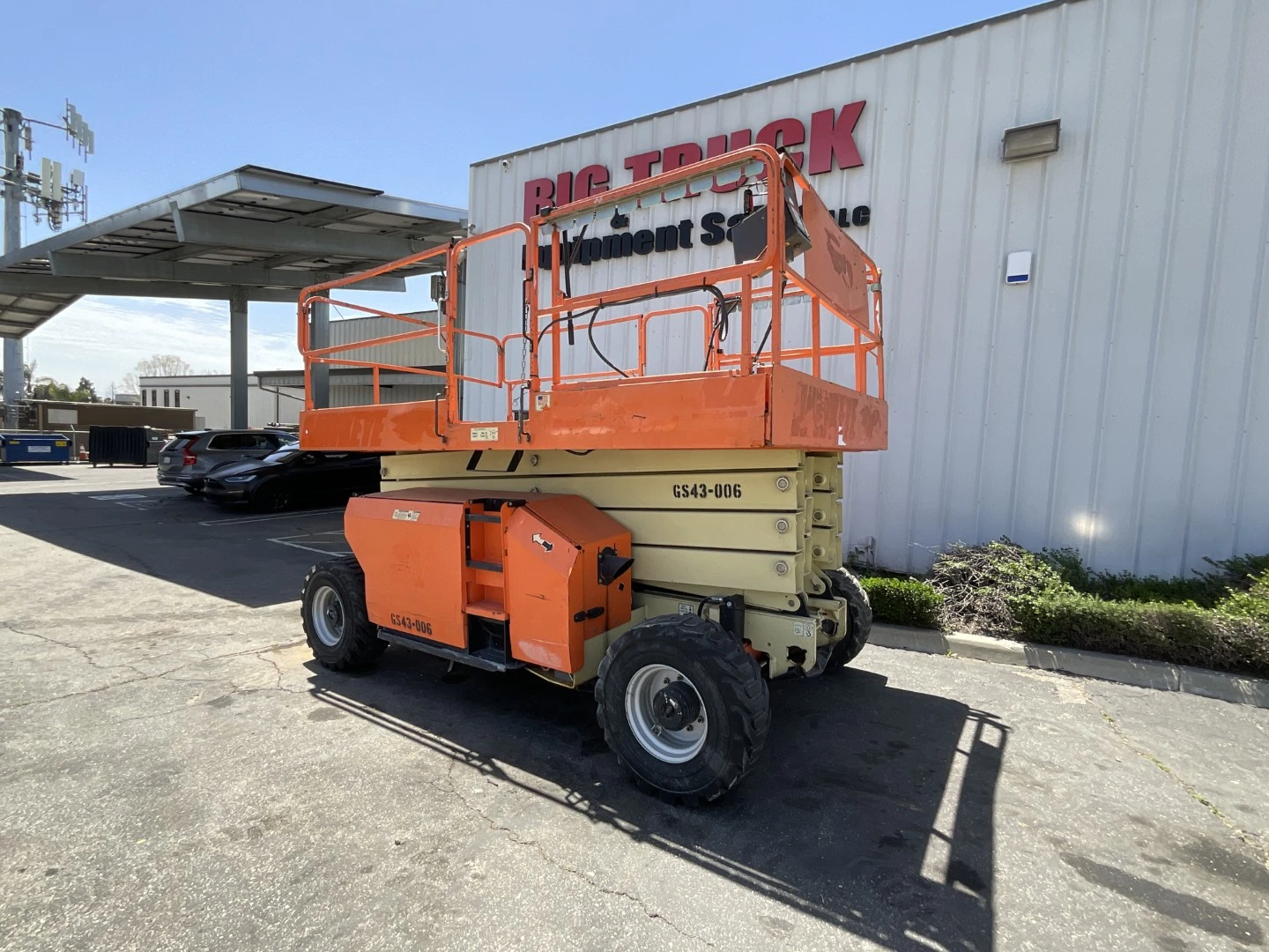 Used 2015 JLG 4394RT Scissor Lifters California US | Big Truck & Equipment #1412300