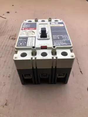 Westinghouse HMCP 3 Pole 100A Circuit Breaker w/ Operator Switch 600V 250V