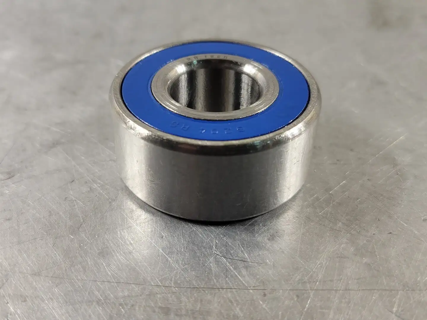 NEW RB TECH 5204-2RS