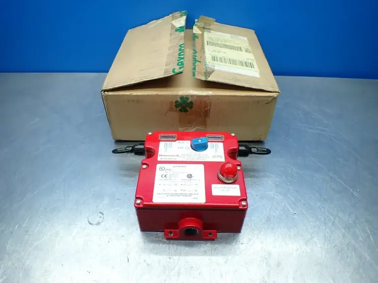 New | in-Stock HONEYWELL 2CPSA1B1A Electrical Controls | HGR 24 #748204