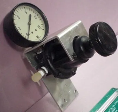 USED FOXBORO VTS452B REGULATOR 4000 PSI INLET MAX 60 PSI OUTLET MAX