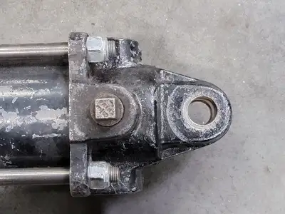 Used ROYAL ELECTRIC R3C2 Parts (Hydraulics and Pneumatics) British Columbia CA | Lenmark #267860