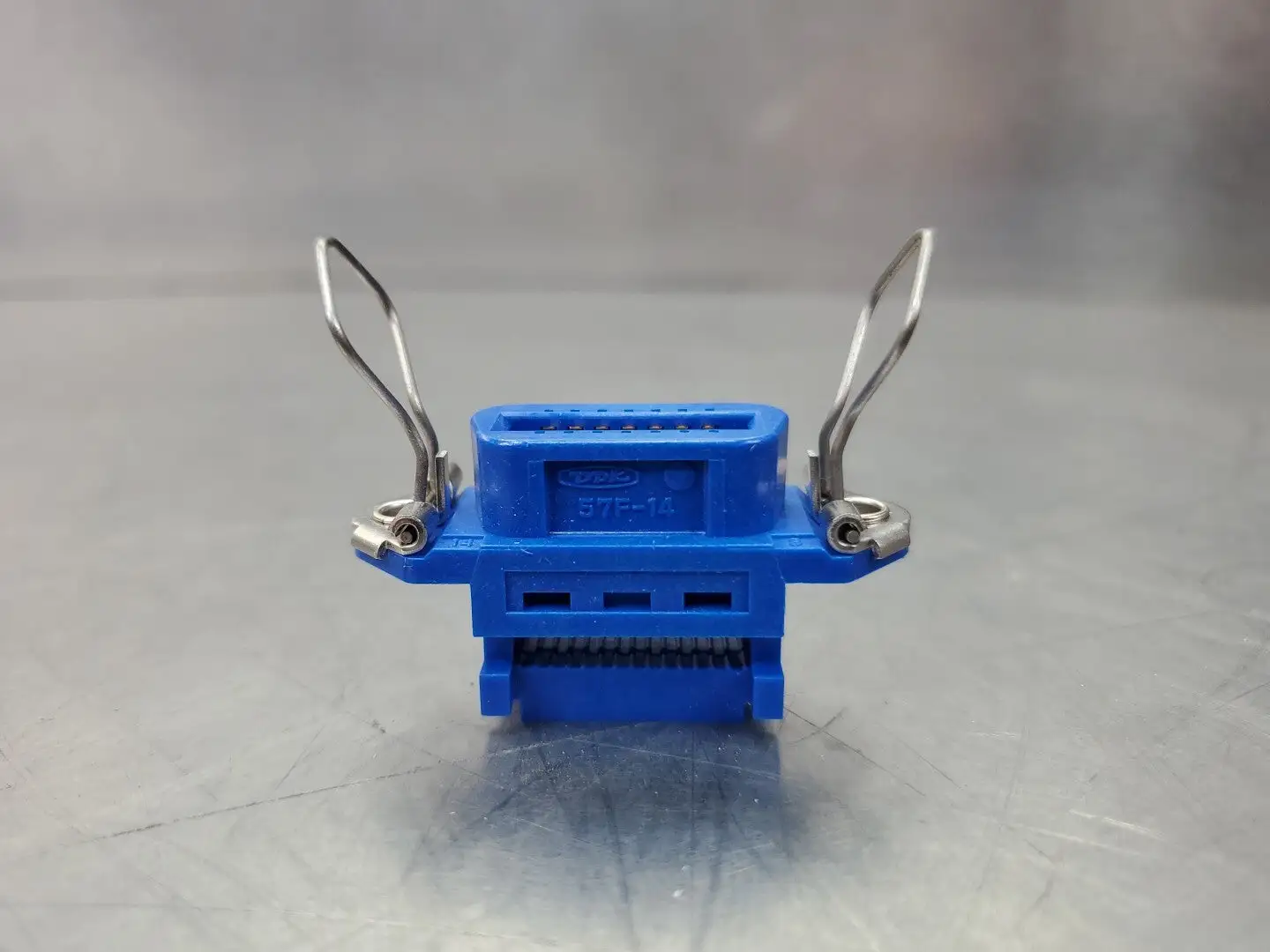 DDK 57F-14 Interface Connectors (850-57F-40140-20) 5E-18